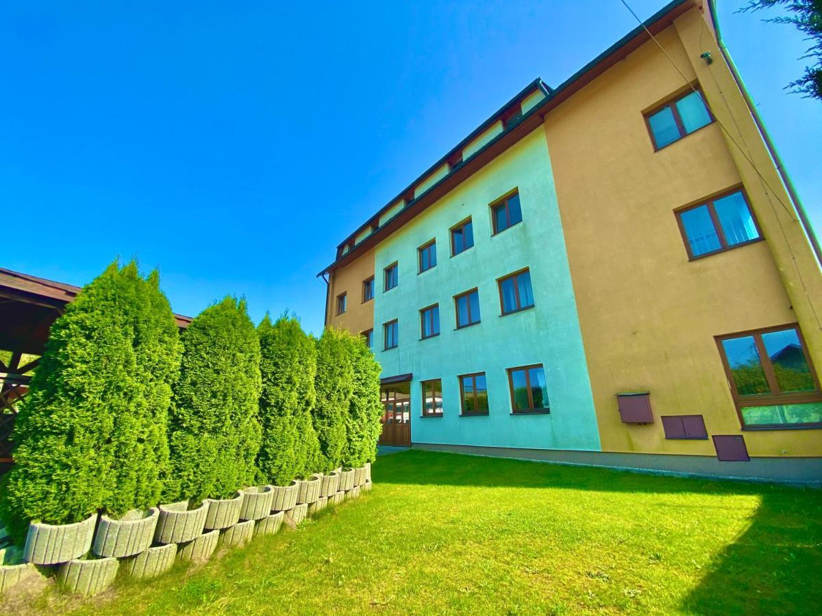 Penzion Domes Čadca エクステリア 写真
